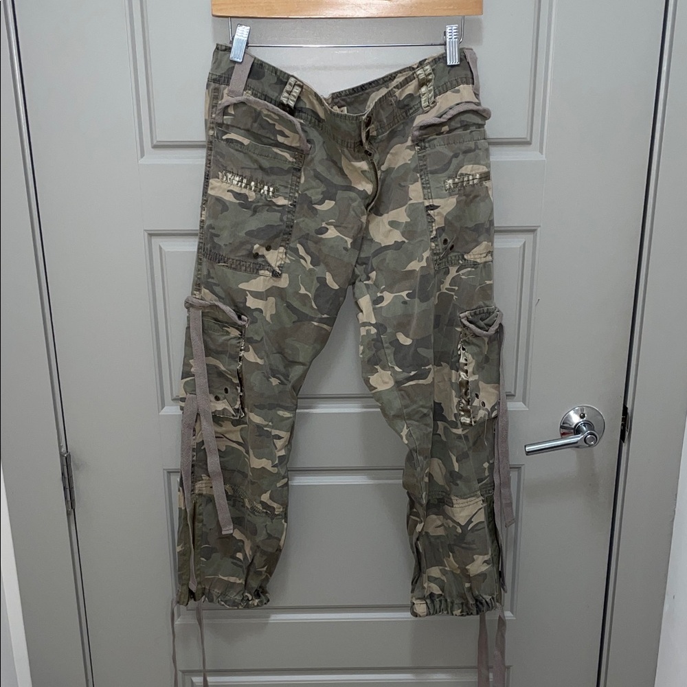 Men's Urban Camouflage Cargo Pants